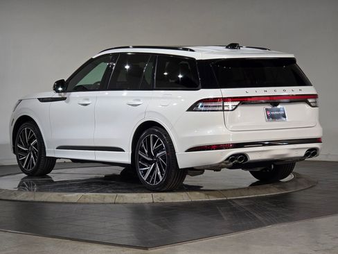 New 2026 Lincoln Aviator Black Label w/ Jet Appearance Package image 7
