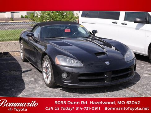 Used 2005 Dodge Viper SRT-10 RWD image 1