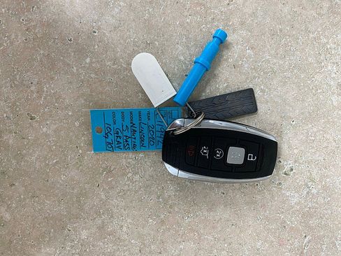 Used 2020 Lincoln Nautilus Reserve image 29