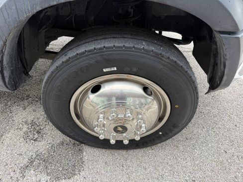 Used 2018 RAM 5500 Tradesman w/ Power & Remote Entry Group image 14