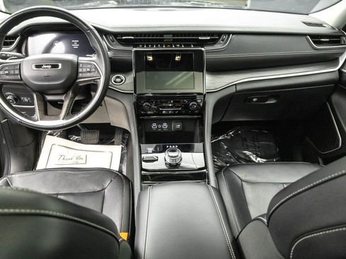 Used 2022 Jeep Grand Cherokee L Limited image 32