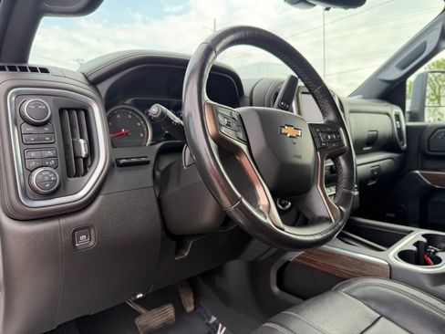 Used 2022 Chevrolet Silverado 3500 High Country w/ Z71 Off-Road Package AWD/4WD image 16