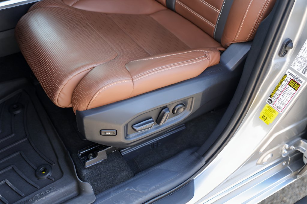 Used 2023 Toyota Tundra 1794 Edition AWD/4WD image 10