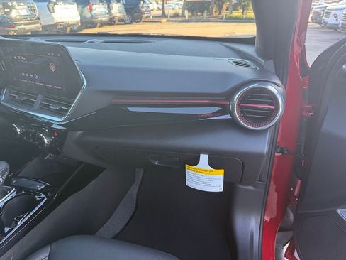 New 2026 Chevrolet Trax RS w/ Driver Confidence Package image 43