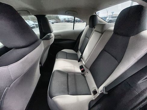 Used 2024 Toyota Corolla LE image 12