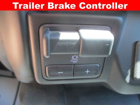 Used 2022 GMC Sierra 1500 AT4 w/ AT4 Premium Package image 23