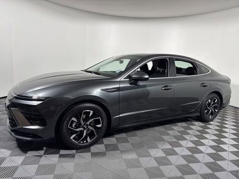 Used 2025 Hyundai Sonata SEL image 11