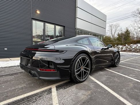 Certified 2025 Porsche 911 Carrera image 7