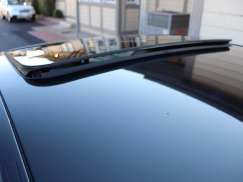 Used 2019 BMW 530i w/ Convenience Package image 38