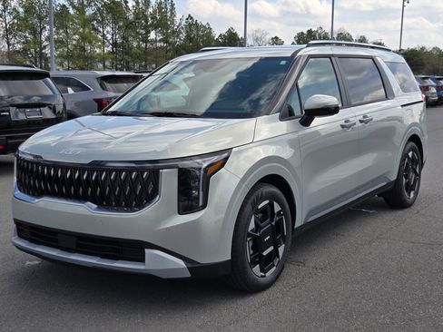 New 2026 Kia Carnival EX image 3