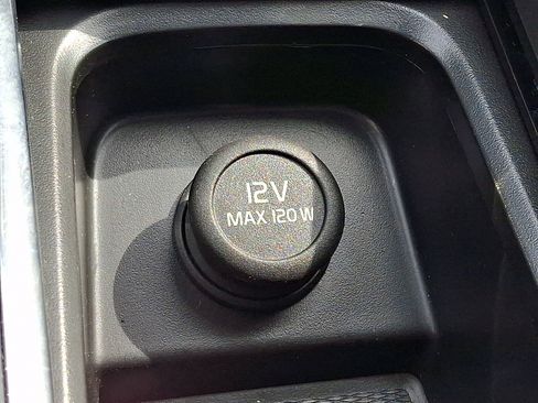 Used 2025 Volvo S60 B5 Core AWD/4WD image 27