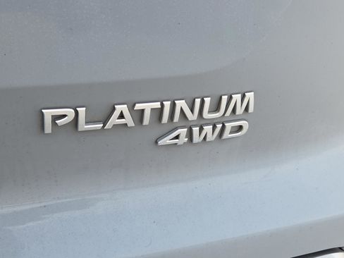Used 2024 Nissan Pathfinder Platinum w/ Cargo Package image 16