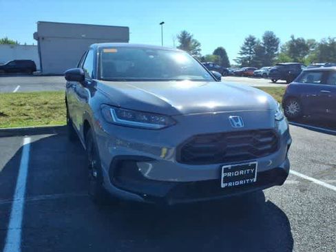 Used 2025 Honda HR-V Sport image 22