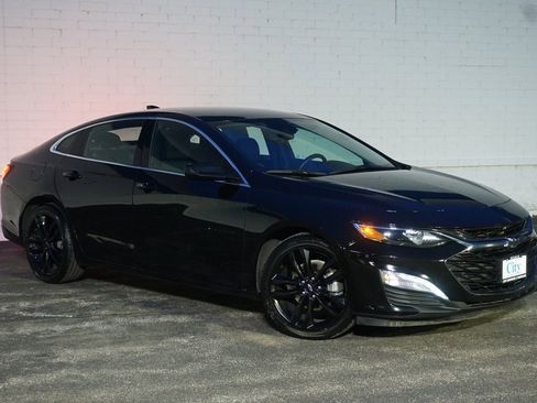 Certified 2024 Chevrolet Malibu LT w/ Midnight Edition image 3