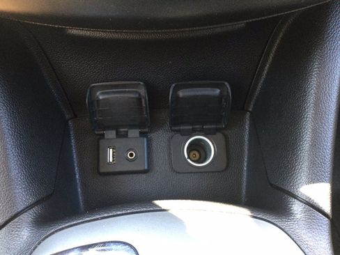 Used 2017 Chevrolet Cruze LT w/ Convenience Package FWD image 32