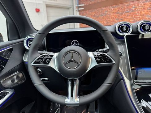 New 2026 Mercedes-Benz GLC 300 GLC 300 image 14