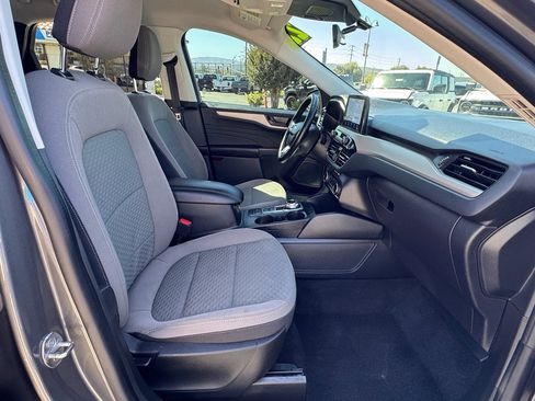 Used 2022 Ford Escape SE w/ Convenience Package image 24
