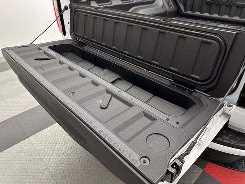 New 2026 GMC Canyon Denali image 24