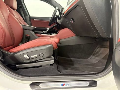 Certified 2024 BMW X4 xDrive30i w/ Premium Package AWD/4WD image 20