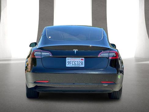 Used 2023 Tesla Model 3 Standard Range RWD image 5