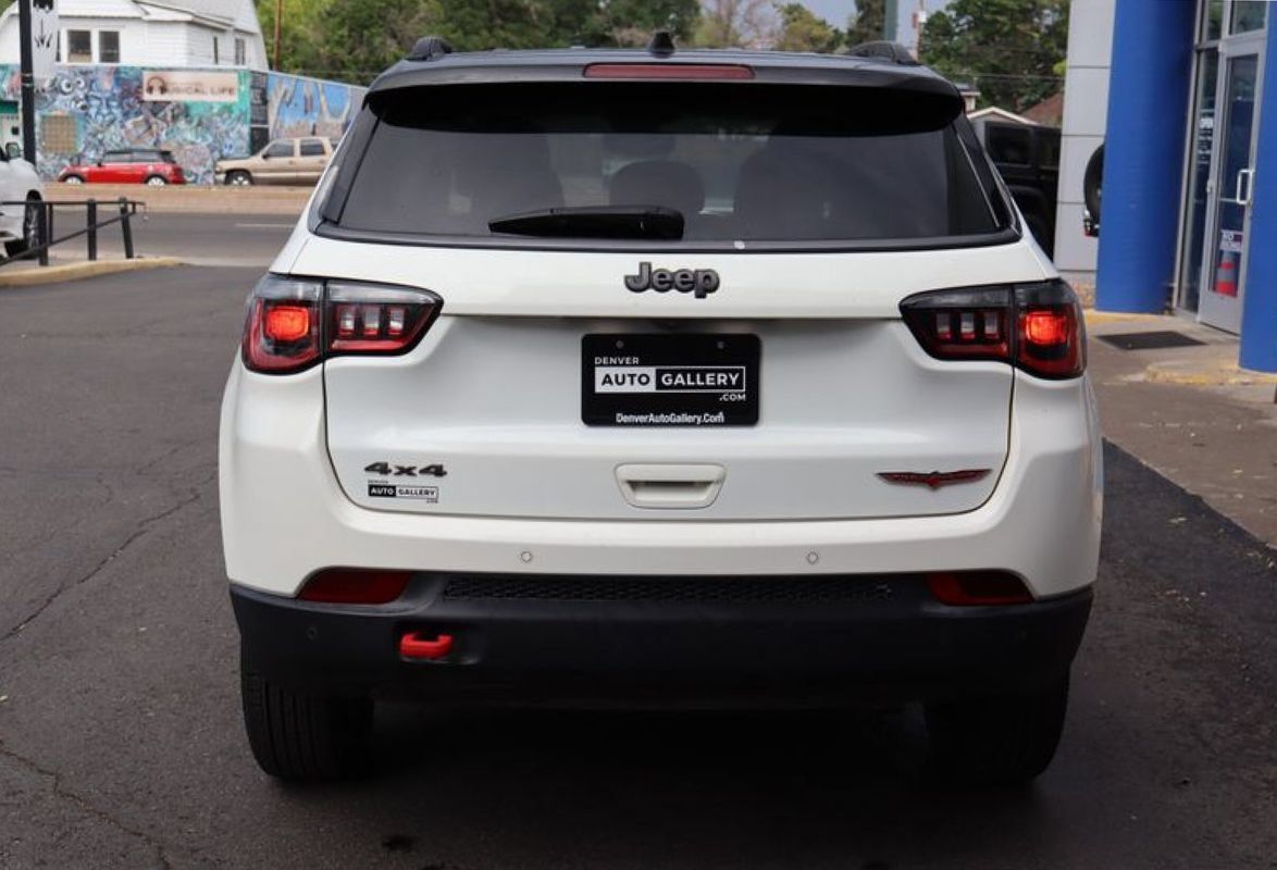 Used 2021 Jeep Compass Trailhawk AWD/4WD image 4