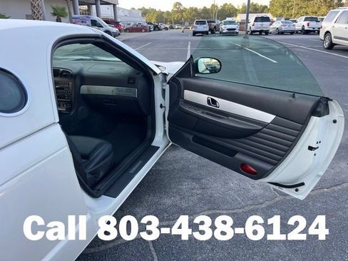 Used 2002 Ford Thunderbird RWD image 9