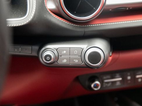 Used 2020 Ferrari 812 Superfast RWD image 15