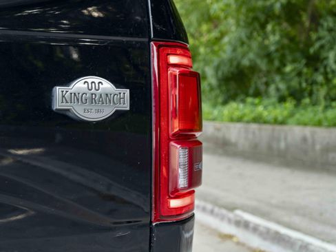 Used 2017 Ford F150 King Ranch w/ Equipment Group 601A Luxury AWD/4WD image 13