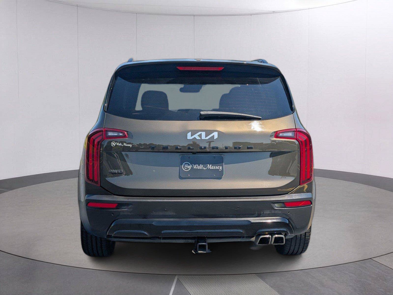 Used 2022 Kia Telluride SX w/ Nightfall Edition Package AWD/4WD image 4