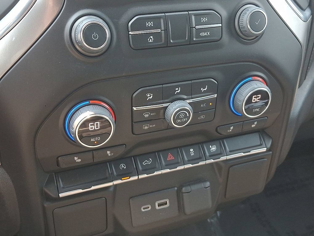 Certified 2022 Chevrolet Silverado 1500 LT AWD/4WD image 16
