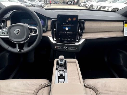 New 2026 Volvo XC90 B6 Ultra w/ Protection Package image 8