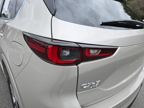 Used 2025 MAZDA CX-5 AWD 2.5 S w/ Preferred Package image 37