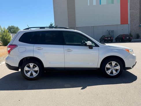 Used 2015 Subaru Forester 2.5i Premium AWD/4WD image 13