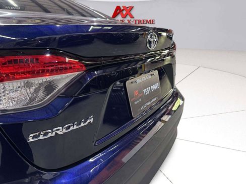 Used 2023 Toyota Corolla LE w/ Carpet Mat Package (TMS) FWD image 16