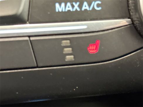 Used 2020 Ford Escape SE Sport image 19