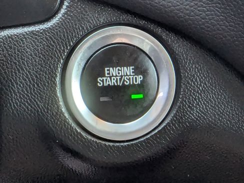 Used 2021 Chevrolet Equinox LT AWD/4WD image 31