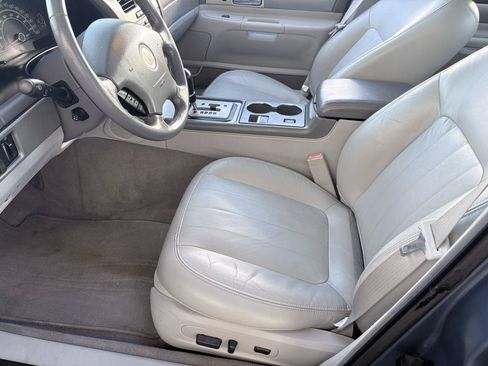 Used 2005 Lincoln LS RWD image 13