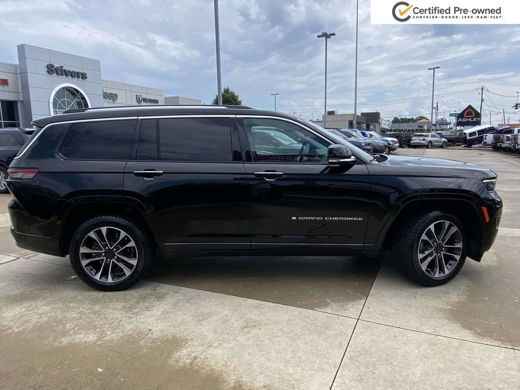 Used 2021 Jeep Grand Cherokee L Overland w/ Luxury Tech Group IV AWD/4WD image 10