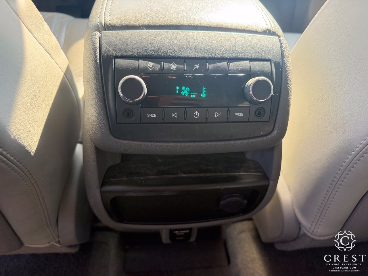 Used 2014 Buick Enclave Premium FWD image 16