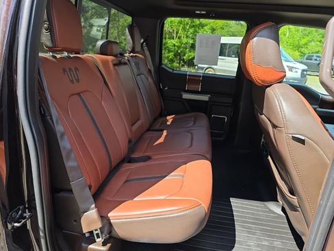Used 2018 Ford F150 King Ranch w/ Equipment Group 601A Luxury AWD/4WD image 34