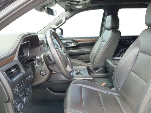 Used 2023 Chevrolet Tahoe High Country AWD/4WD image 12