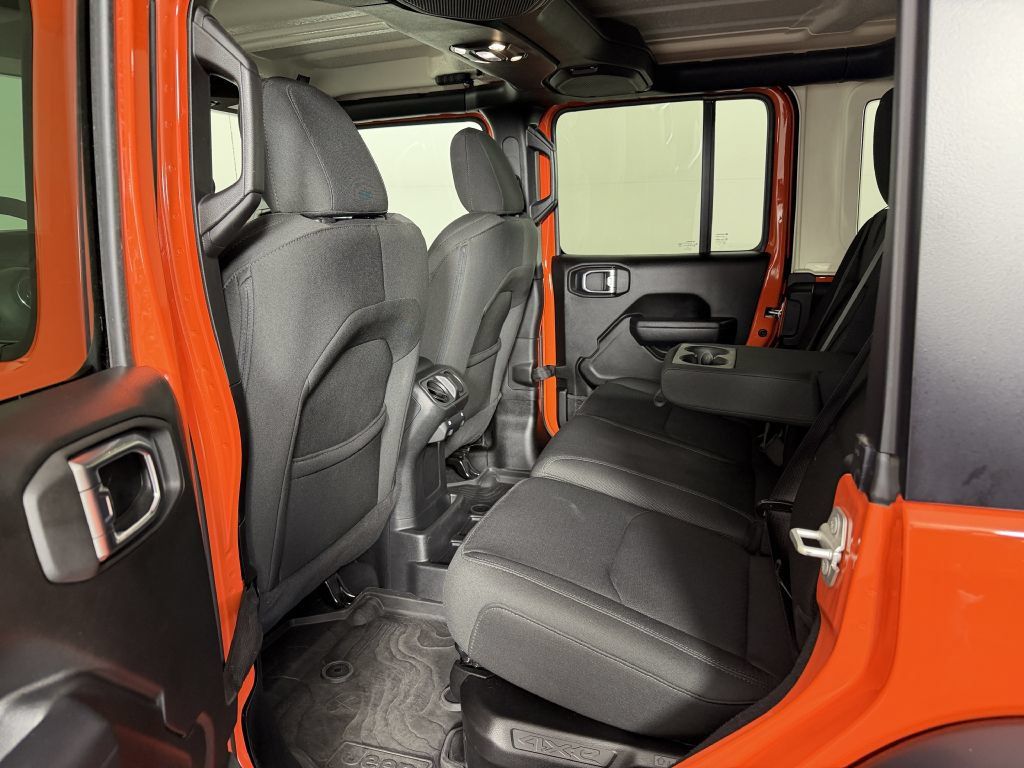 Used 2023 Jeep Wrangler Unlimited w/ 8.4" Radio Group AWD/4WD image 27