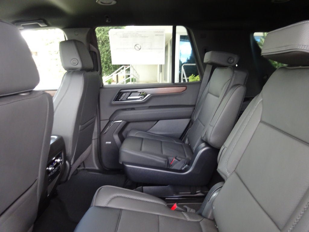 New 2026 GMC Yukon Denali AWD/4WD image 19