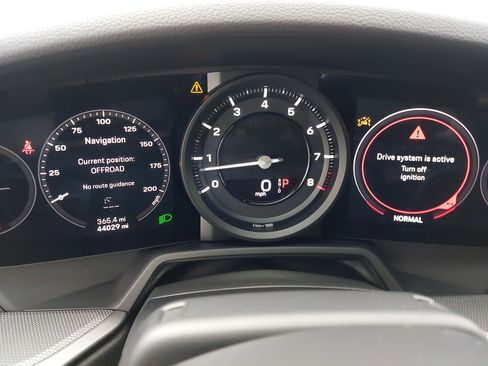 Certified 2021 Porsche 911 Carrera image 17