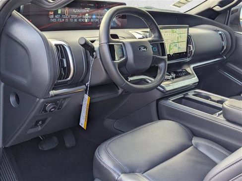 New 2026 Ford Expedition Platinum w/ Stealth Appearance Package image 3