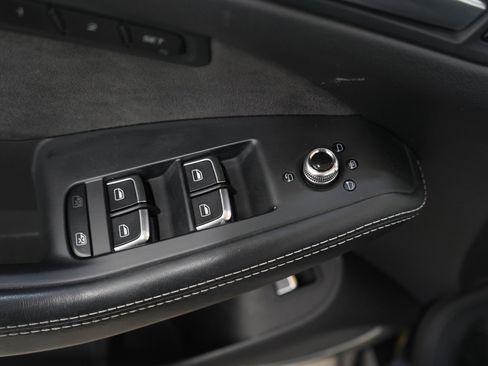 Used 2017 Audi SQ5 Premium Plus w/ Technology Package image 21