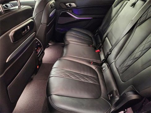 Used 2025 BMW X7 xDrive40i image 29