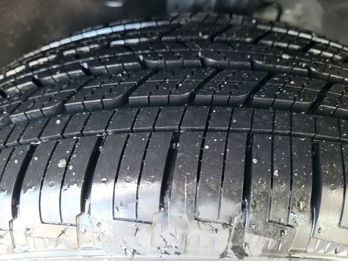 New 2026 Nissan Kicks SV w/ SV Premium Package image 13