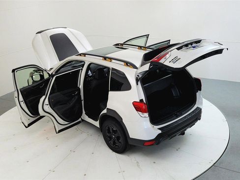 Used 2022 Subaru Forester Wilderness image 21