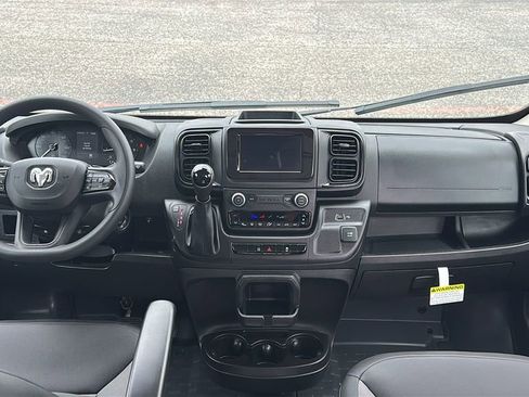 Used 2026 RAM ProMaster 2500 w/ Convenience Group FWD image 25